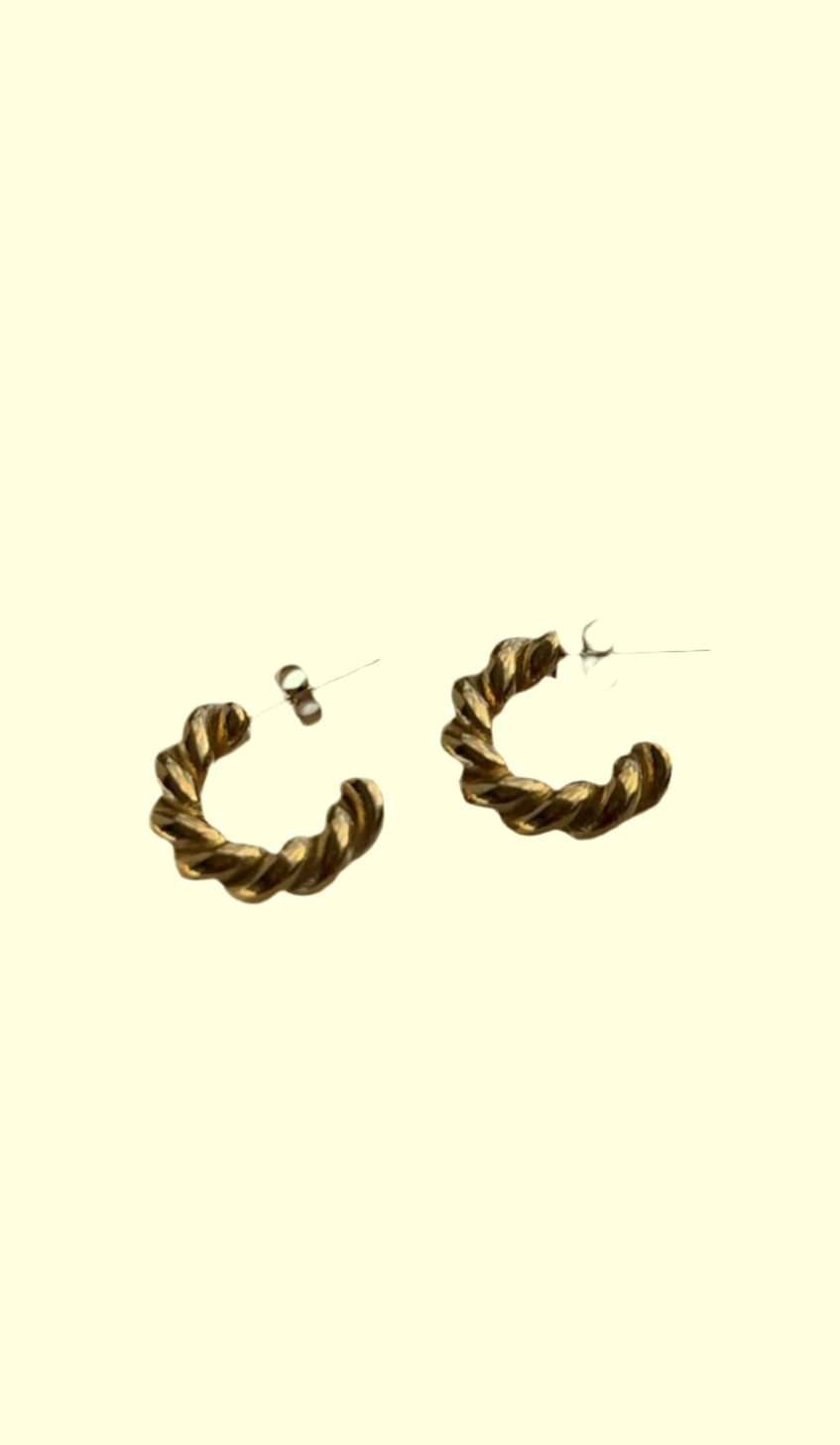 Isla earrings